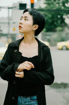 大相径庭的意思